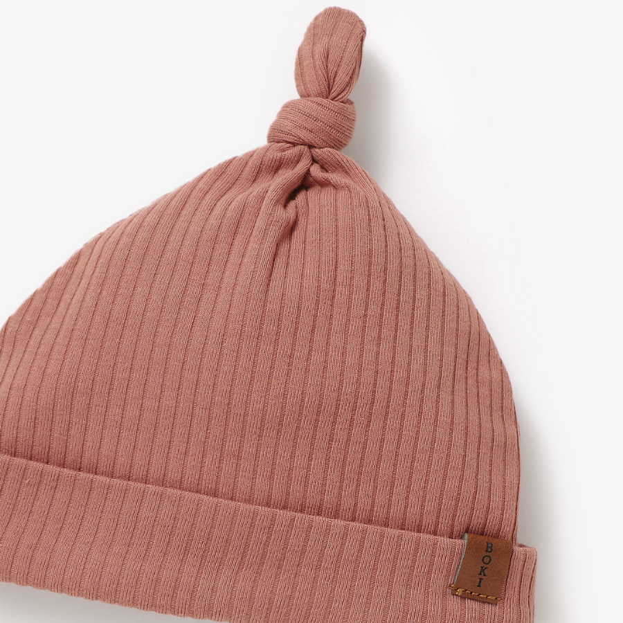 Organic Rib Knot Hat | Clay
