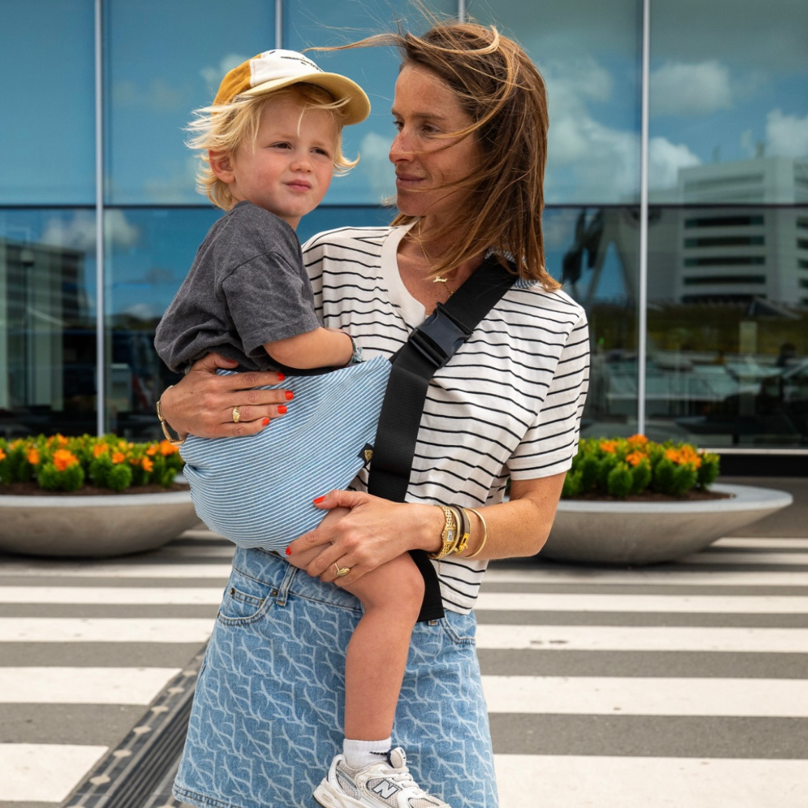 Wildride Toddler Carrier | Light Denim Stripe